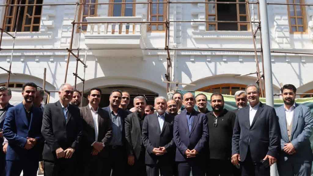 بازدید وزیر میراث فرهنگی از هتل ایران و ساختمان شهرداری رشت بازدید وزیر میراث فرهنگی از هتل ایران و ساختمان شهرداری رشت
