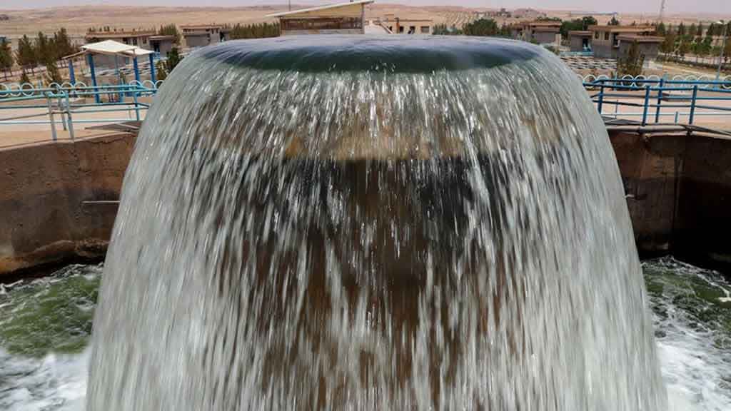 افتتاح و بهره برداری از 35 پروژه آب و فاضلاب در هفته دولت