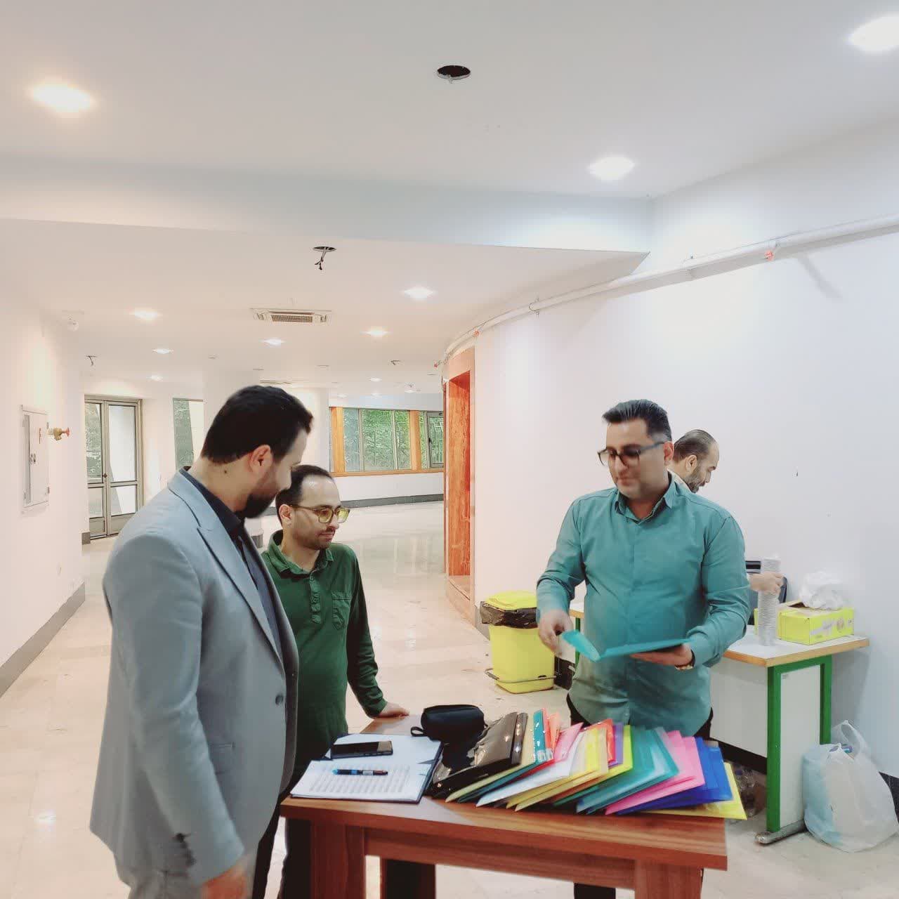 نویسندگان گیلانی با «اتصال فرم و محتوا» توانمند می شوند نویسندگان گیلانی با «اتصال فرم و محتوا» توانمند می شوند