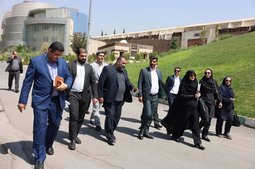 نشست هم اندیشی مدیران اداره کل امورایثارگران شهرداری تهران با مدیران شهرداری رشت برگزار شد