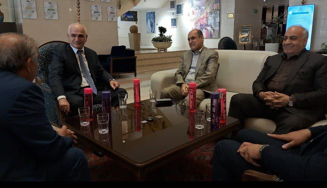 تأکید استاندار گیلان و معاون نخستوزیر آذربایجان بر تکمیل راهآهن رشت ـ آستارا تأکید استاندار گیلان و معاون نخستوزیر آذربایجان بر تکمیل راهآهن رشت ـ آستارا