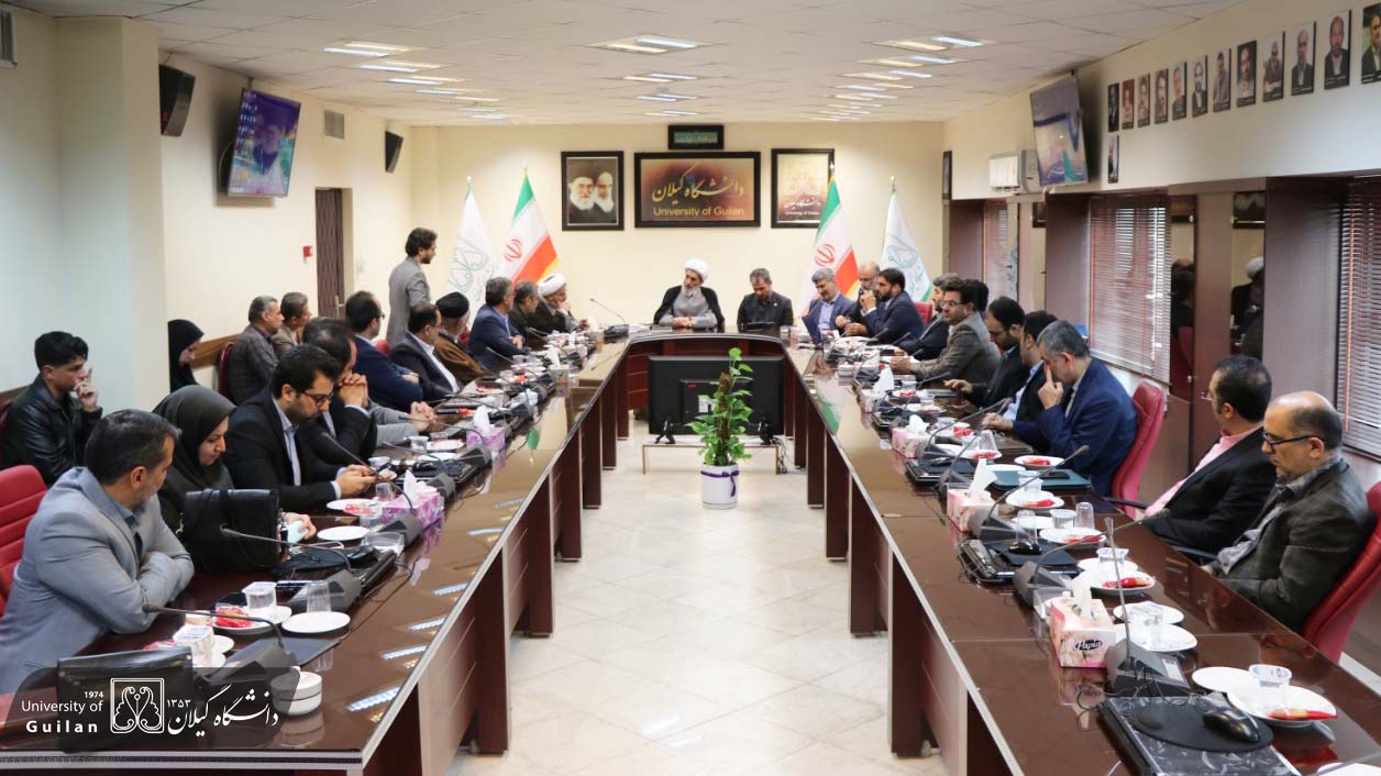 معاون قوه قضائیه در دانشگاه گیلان: عدالت باید با مشارکت مردم و دانشگاهها بازتعریف شود معاون قوه قضائیه در دانشگاه گیلان: عدالت باید با مشارکت مردم و دانشگاهها بازتعریف شود