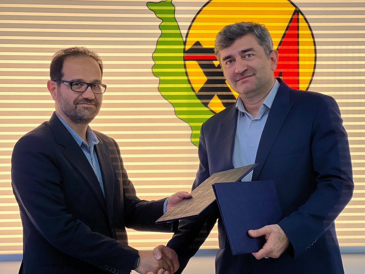 انعقاد تفاهم نامه همكاری شركت توزیع برق گیلان با توزیع برق استان فارس انعقاد تفاهم نامه همكاری شركت توزیع برق گیلان با توزیع برق استان فارس