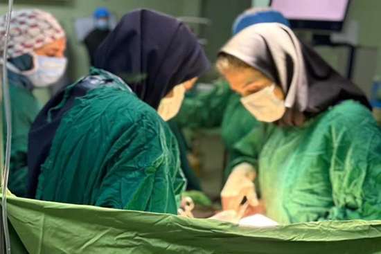 تولد نوزاد دختر با همکاری مشترک مراکز آموزشی و درمانی الزهرا (س) و حشمت رشت تولد نوزاد دختر با همکاری مشترک مراکز آموزشی و درمانی الزهرا (س) و حشمت رشت