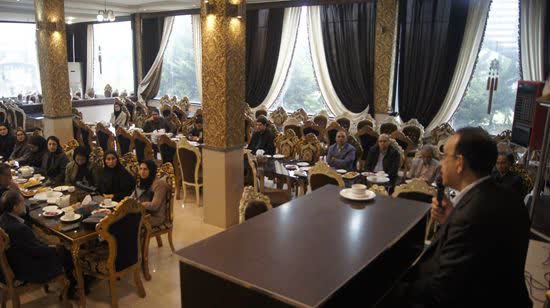 نشست صمیمی رئیس بنیاد نخبگان استان گیلان با جمعی از نخبگان استان