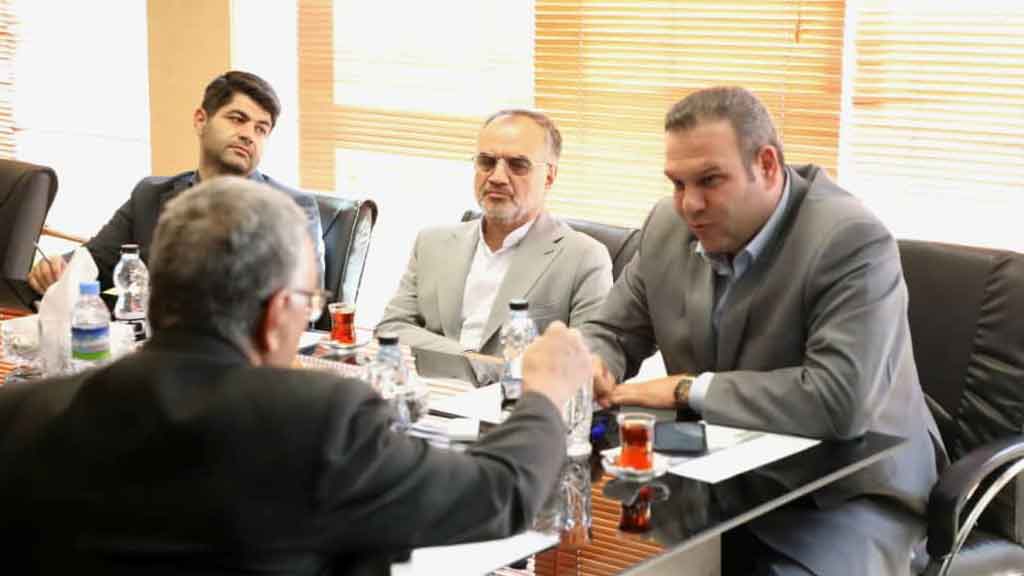 کاهش ترافیک و ارتقای کیفیت زندگی شهری با بهبود خدمات حمل و نقل عمومی