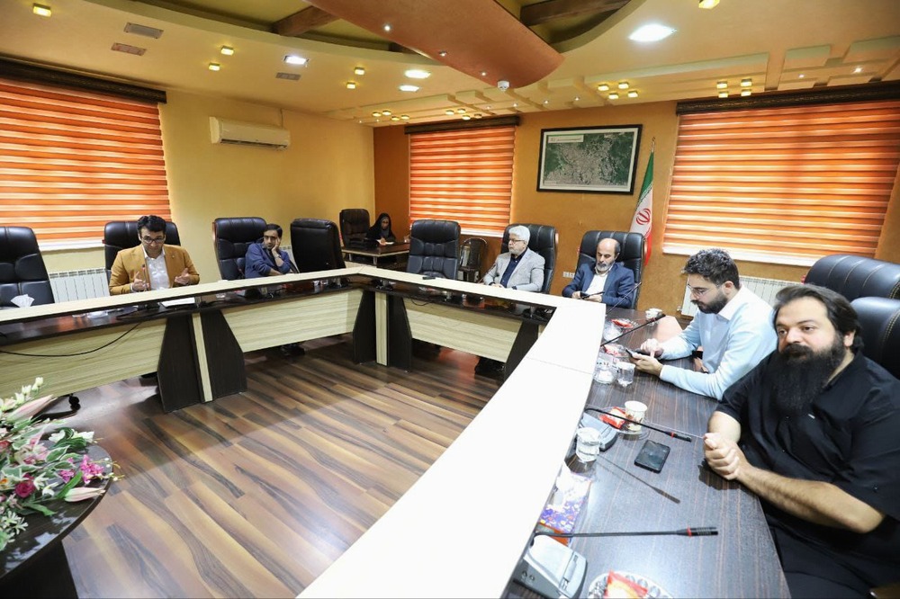 بهره برداری از کتابخانه مرکزی رشت در هفته کتاب و کتابخوانی / آماده سازی فضای شهری رشت برای برگزاری اجلاس استانداران کاسپین / نصب سردیس حافظ پیش از شب یلدا در ابتدای بلوار حافظ بهره برداری از کتابخانه مرکزی رشت در هفته کتاب و کتابخوانی / آماده سازی فضای شهری رشت برای برگزاری اجلاس استانداران کاسپین / نصب سردیس حافظ پیش از شب یلدا در ابتدای بلوار حافظ