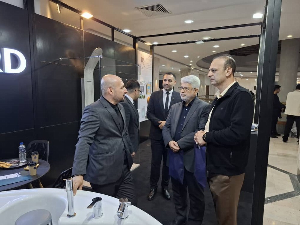 بازدید عضو شورای اسلامی شهر رشت از نمایشگاه آخرین دستاوردهای صنعت ساختمان