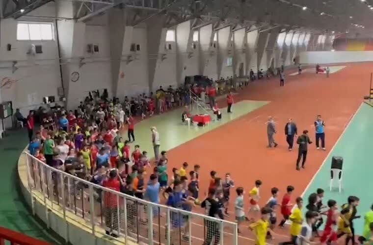 حضور ۴۰۰ ورزشکار نونهال در جشنواره دوومیدانی ناحیه ۲ رشت/ پشتوانه‌سازی در رده‌های پایه اولویت دوومیدانی گیلان