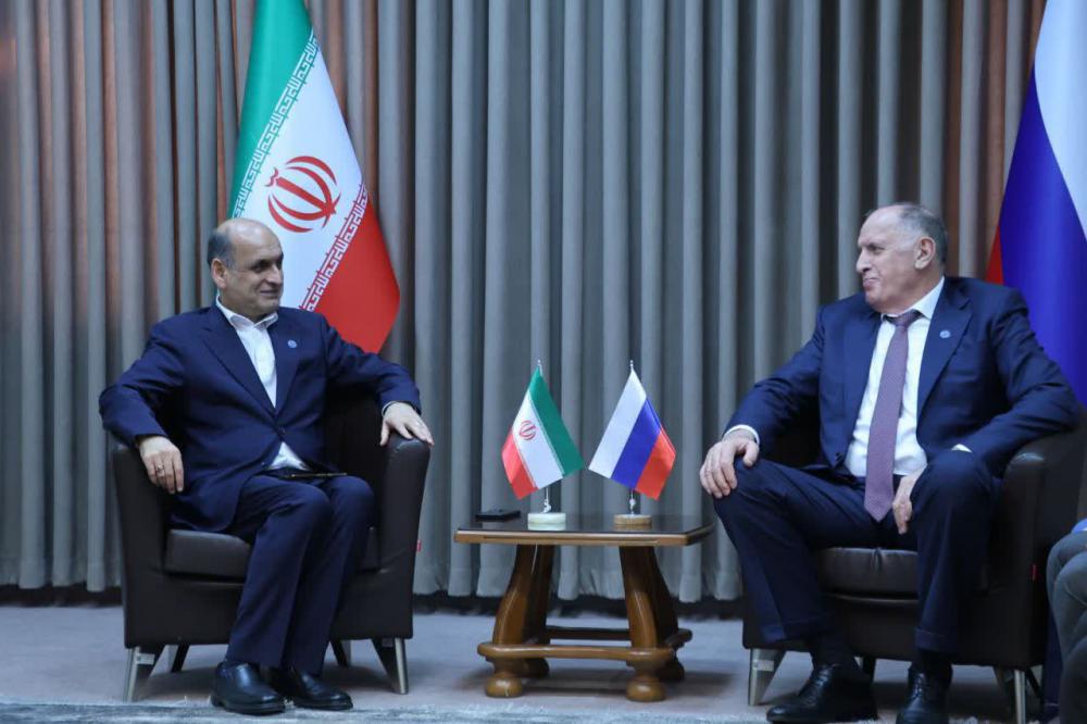 دیدار و گفتوگو نخستوزیر جمهوری داغستان با استاندار گیلان دیدار و گفتوگو نخستوزیر جمهوری داغستان با استاندار گیلان