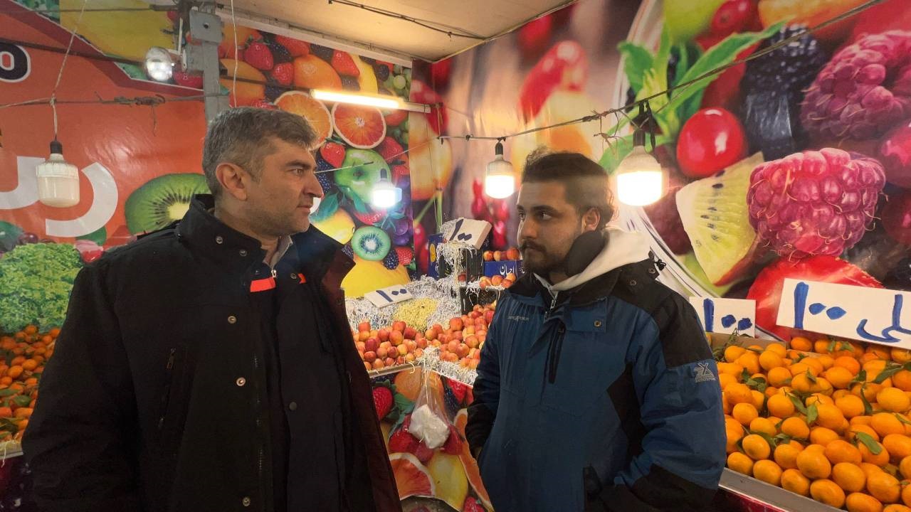 بازدید میدانی مدیرعامل توزیع برق گیلان از اصناف رشت برای پایش مصرف انرژی بازدید میدانی مدیرعامل توزیع برق گیلان از اصناف رشت برای پایش مصرف انرژی