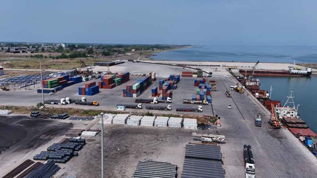 صادرات در منطقه آزاد انزلی جانی تازه گرفت صادرات در منطقه آزاد انزلی جانی تازه گرفت