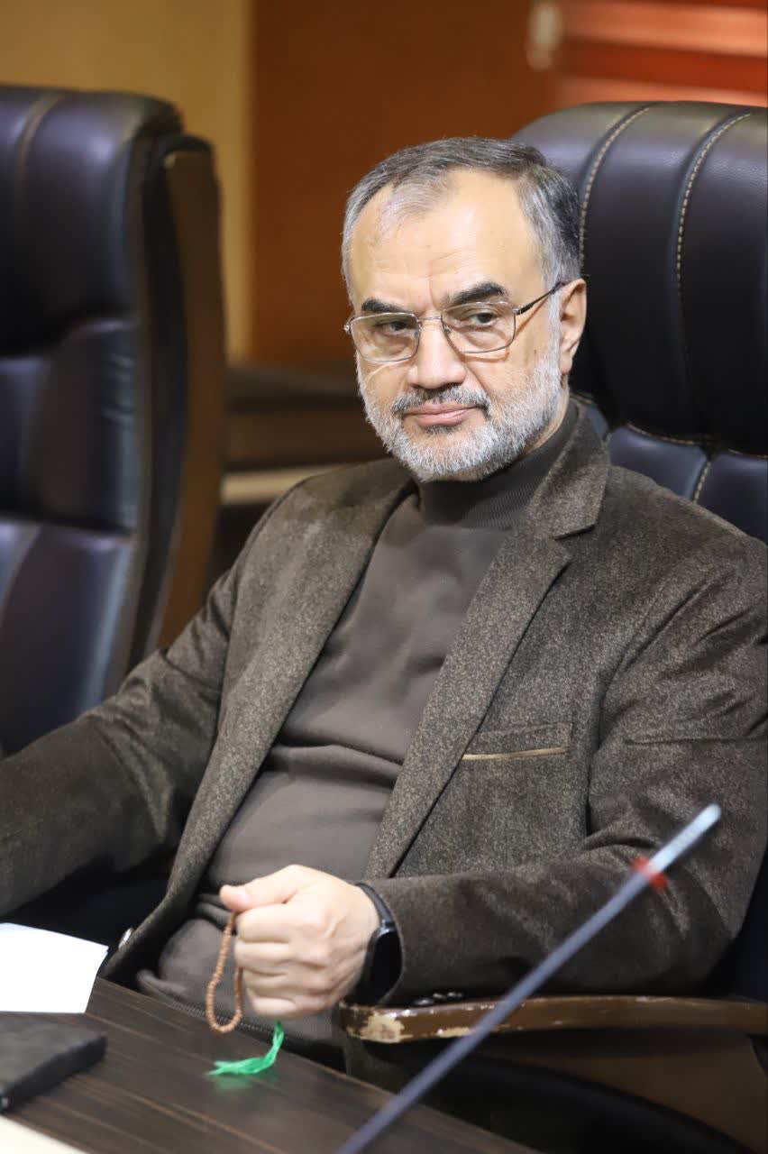 کارگرنیا رئیس شورای اسلامی شهر رشت در دیدار با جمعی از جوانان ورزشکار: توسعه فضاهای ورزشی عمومی در اولویت مدیریت شهری