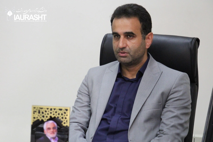 کمک یک‌ روز از حقوق فروردین جامعه دانشگاه آزاد اسلامی گیلان به رزمندگان جبهه اسلام