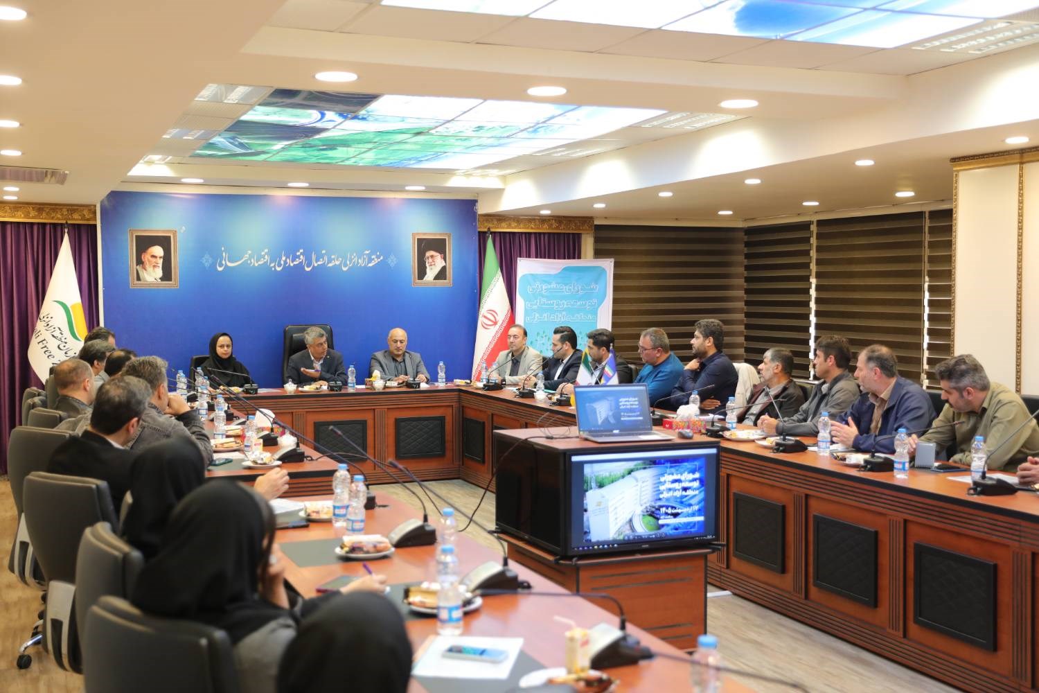 مشاركت دهیاران در فرایند صدور مجوز فعالیتهای اقتصادی در روستاهای منطقه آزاد انزلی مشاركت دهیاران در فرایند صدور مجوز فعالیتهای اقتصادی در روستاهای منطقه آزاد انزلی