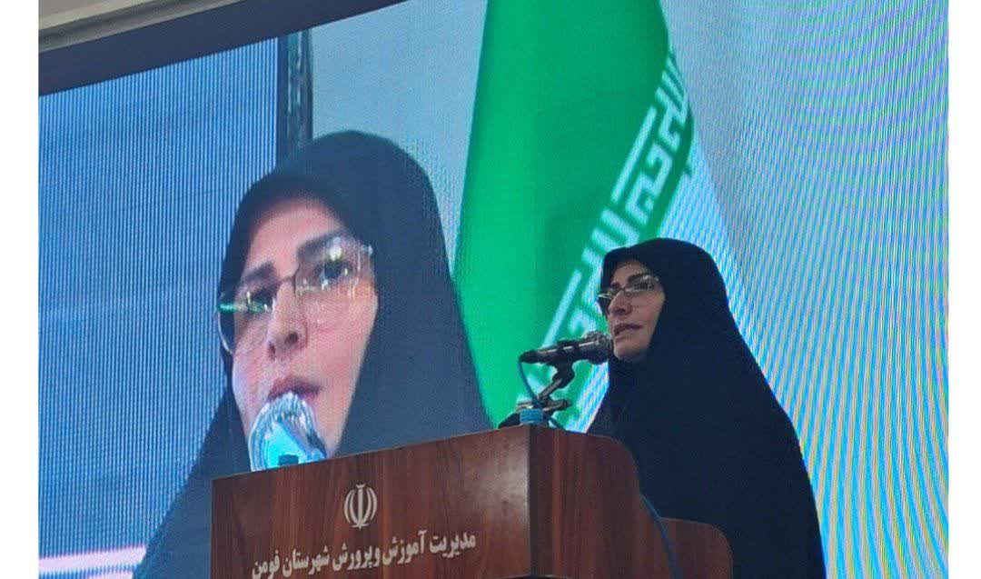 پاسداشت مقام معلم با نقش‌آفرینی فرهنگیان در جبهه‌های علم و فرهنگ