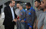 حضور بی‌واسطه مدیرعامل منطقه آزاد انزلی در خطوط تولید و تقدیر از كارگران نمونه